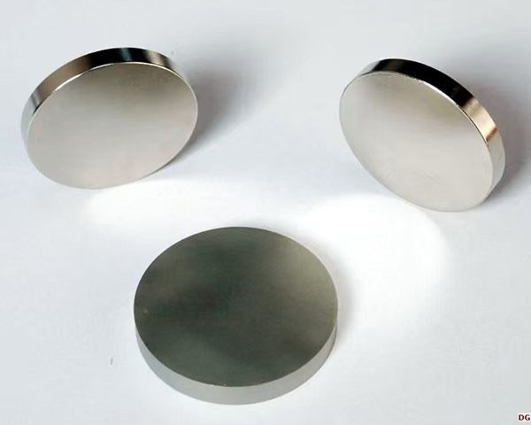 Thin sheet products cut by multi-wire saw equipment